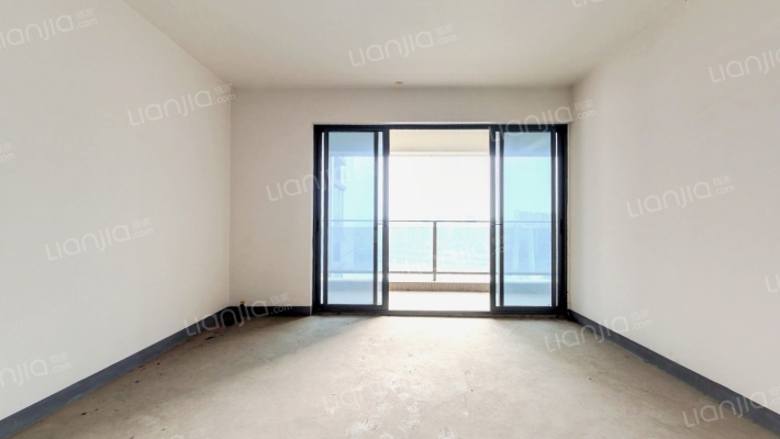 龙湖观山水二手房实景图