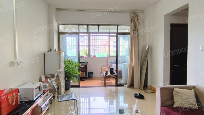 育俊路13号二手房实景图