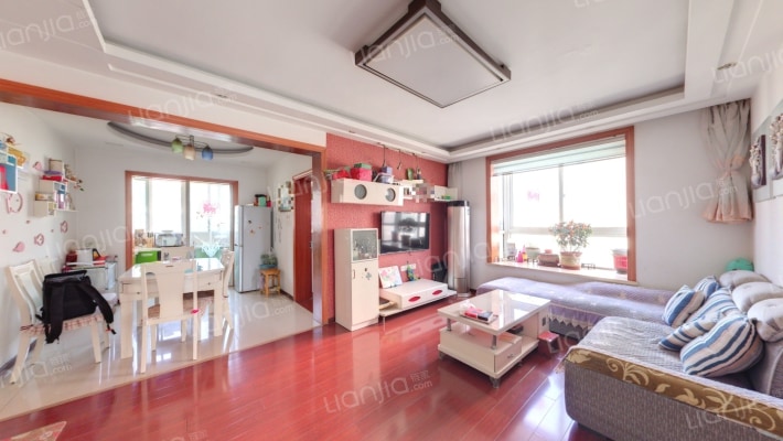 江南华庭二手房实景图