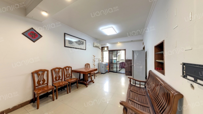 清波新村二手房实景图