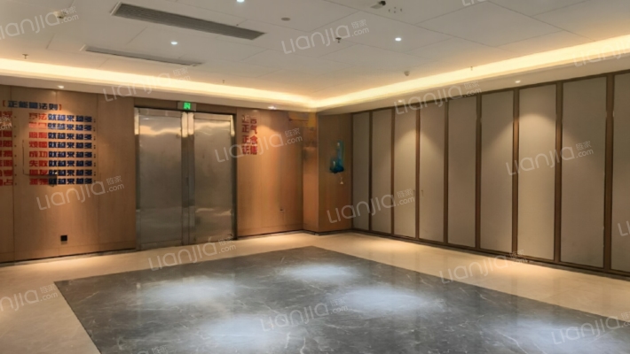 喜盈门建材家具生活广场二手房实景图