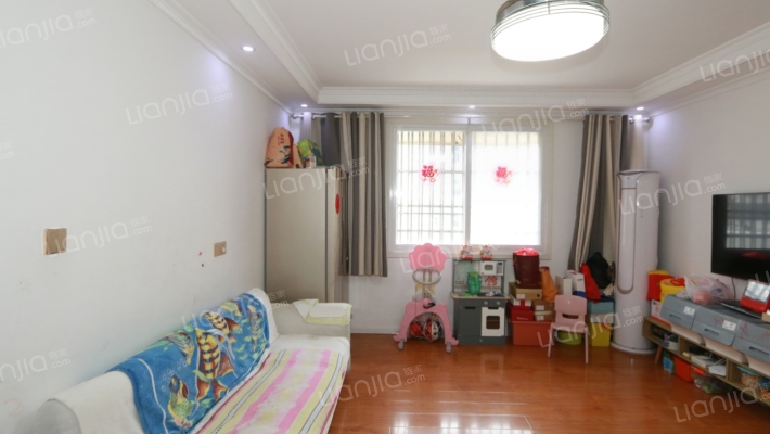 随想园小区二手房实景图