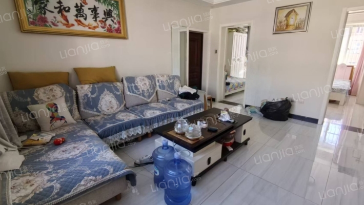 世纪嘉园 中间楼层 精装修 采光好无遮挡-客厅