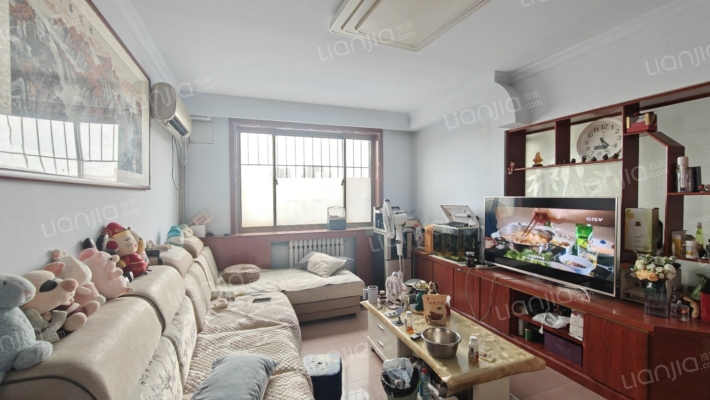 朝阳街8号院二手房实景图