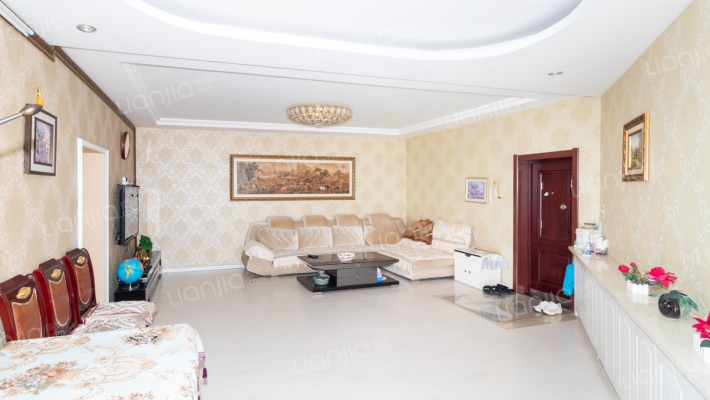 三冠大厦二手房实景图