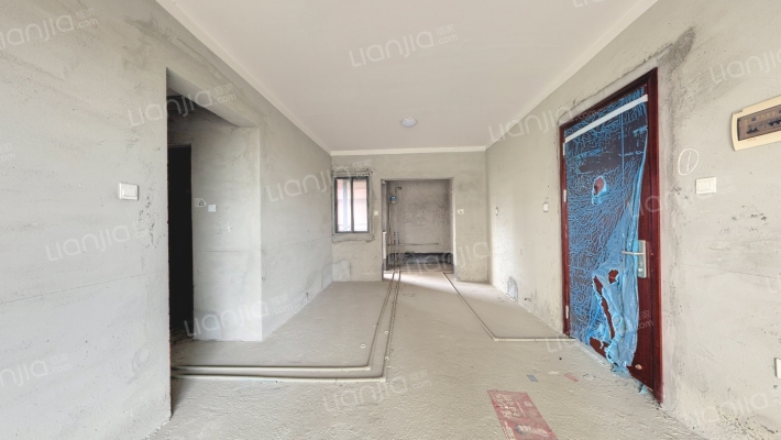 广源纳帕溪谷二手房实景图