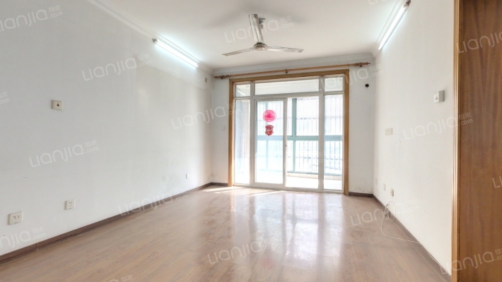 新杨雅苑二手房实景图