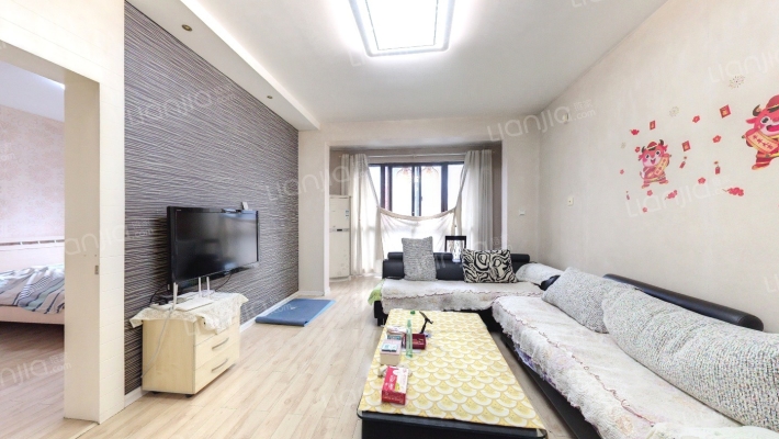 公园天下二手房实景图