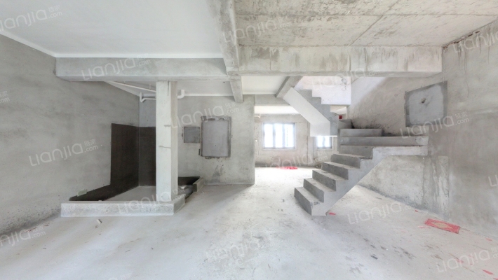 融信海月江潮二手房实景图