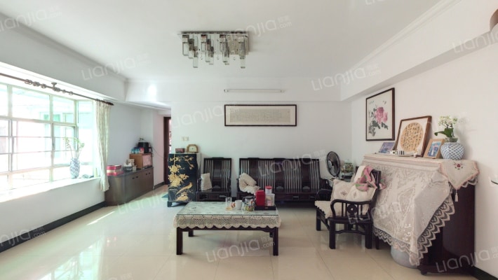 教师宿舍二手房实景图