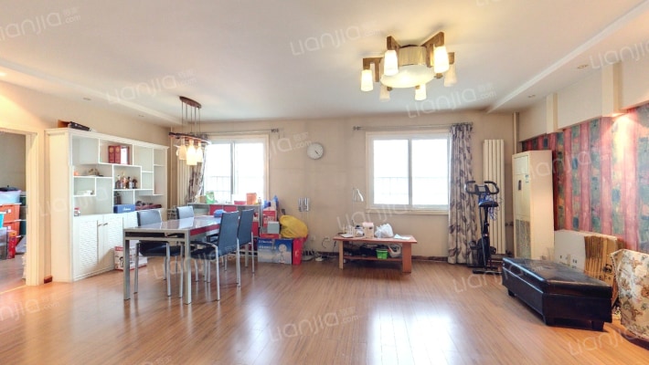 龙翔路小区二手房实景图