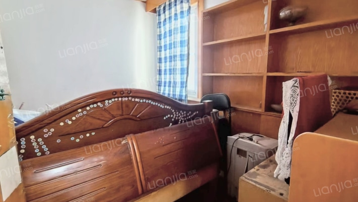 小区位置好  配套齐全  板楼住宅  集中供暖  看房方便-卧室B