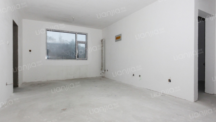 青山绿庭二手房实景图