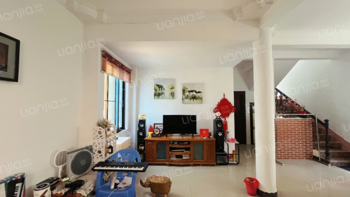 嘉宾小区二手房实景图