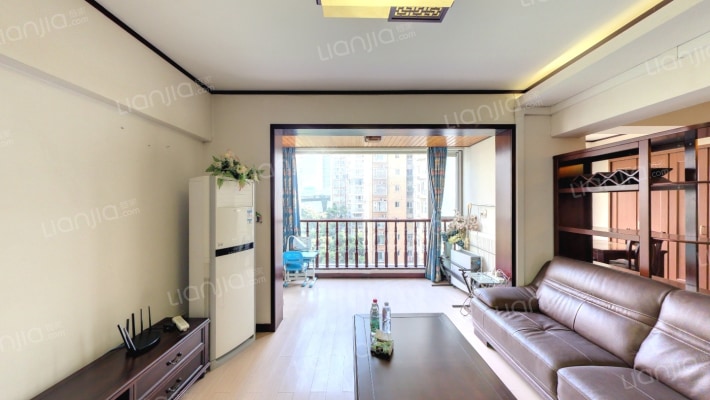 中房蓝水湾二手房实景图