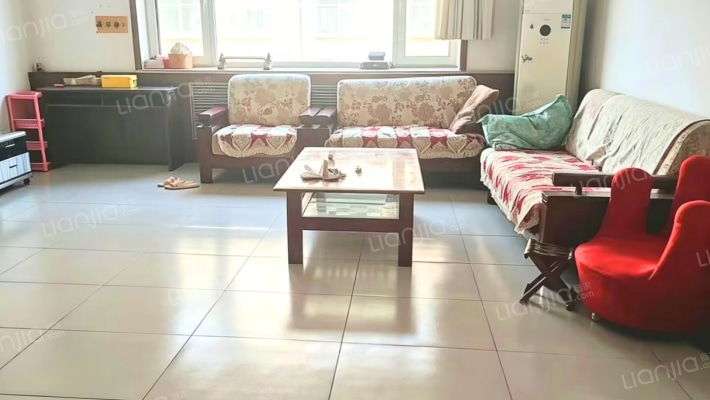 教体局宿舍二手房实景图