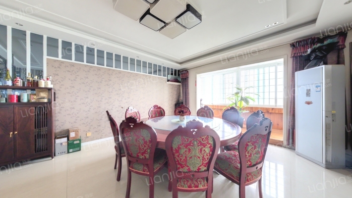 东方之珠二手房实景图