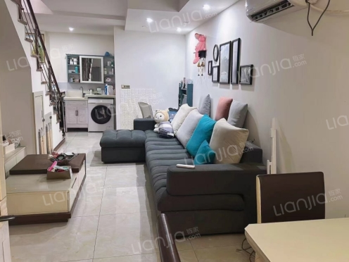 整租·浪高会展国际 2室2厅 跃层 东南