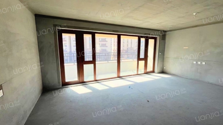 碧桂园拉菲小镇二手房实景图