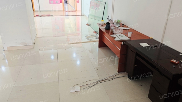 大唐商务中心二手房实景图