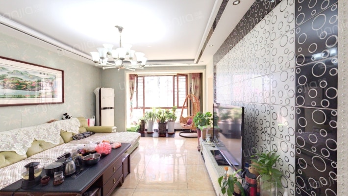 阿尔卡迪亚荣景园二手房实景图