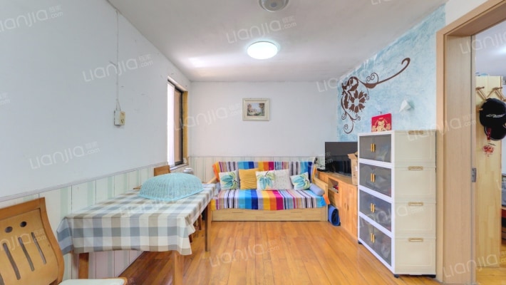 东莺新村二手房实景图