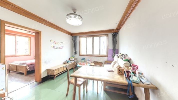 燕华花园二手房实景图