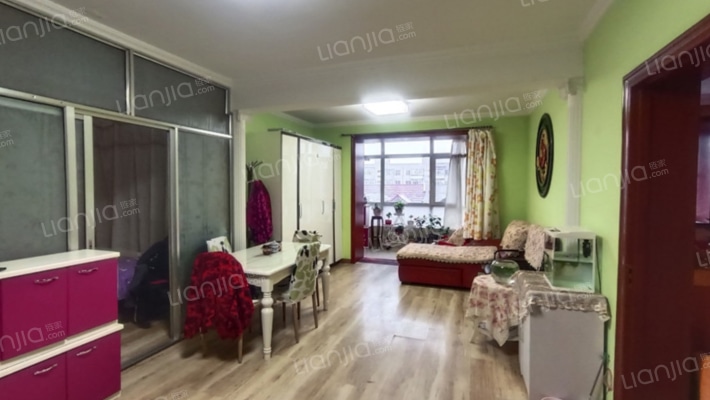 健康嘉园二手房实景图