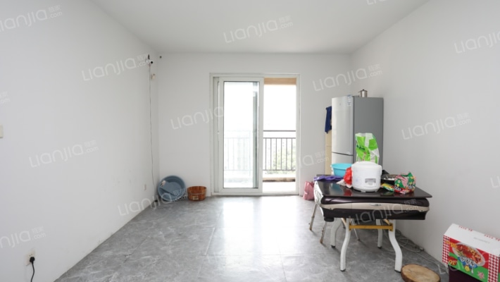 富润华庭五区二手房实景图