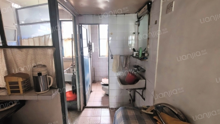 建厂局设计院家属楼 2室1厅 南 北-卫生间