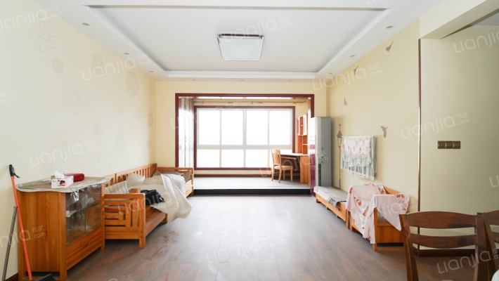 恒森水晶郦城二手房实景图