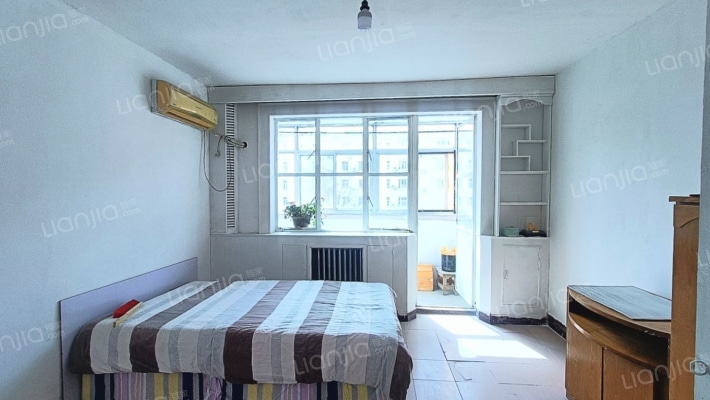 市区低总价两居室，南北通透，板楼得房率高-卧室A