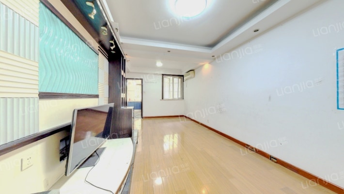 海鹏苑二手房实景图