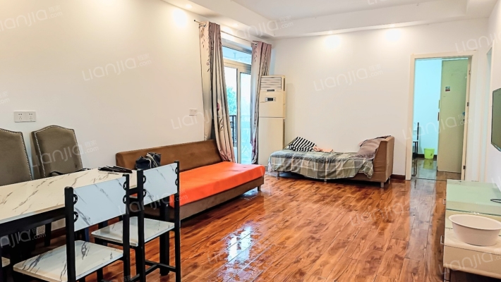 金色年代二手房实景图