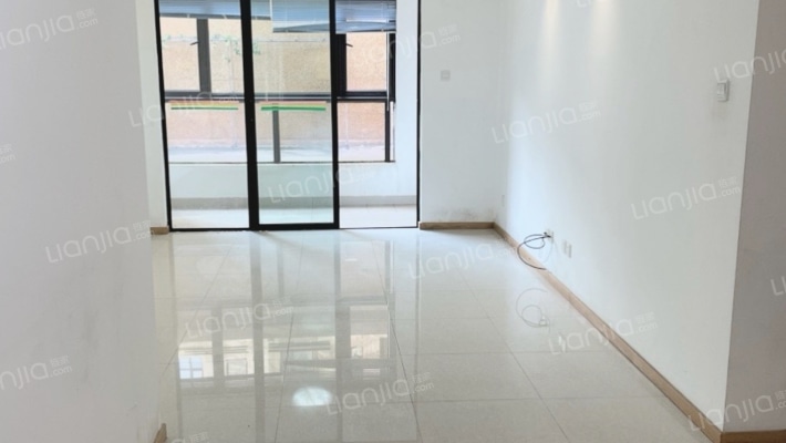 水岸家园二手房实景图