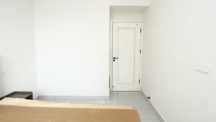 小户型房源，简单装修，单独厨房卫生间-卧室