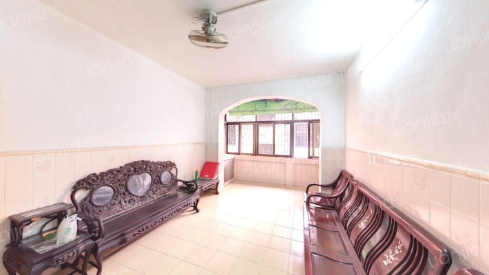 省侨办宿舍二手房实景图