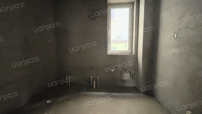 联排别墅，诚意出售，房本在手，随时过户.-厨房