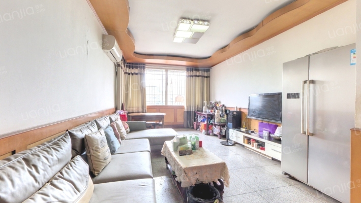 龙凤三村二手房实景图