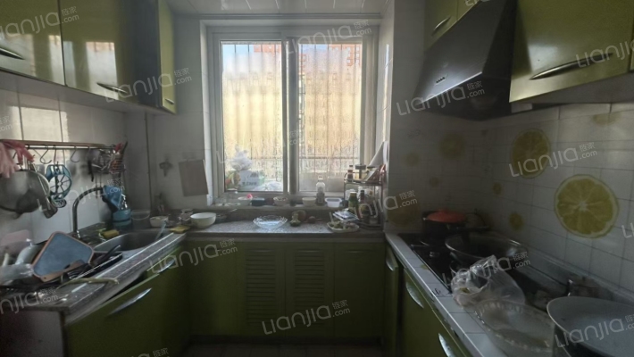 新安小区 3室2厅 南 北-厨房