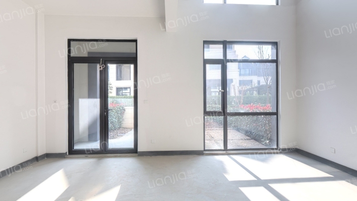 翡翠御府二手房实景图