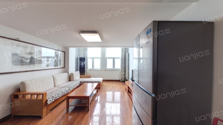 六维极景二手房实景图