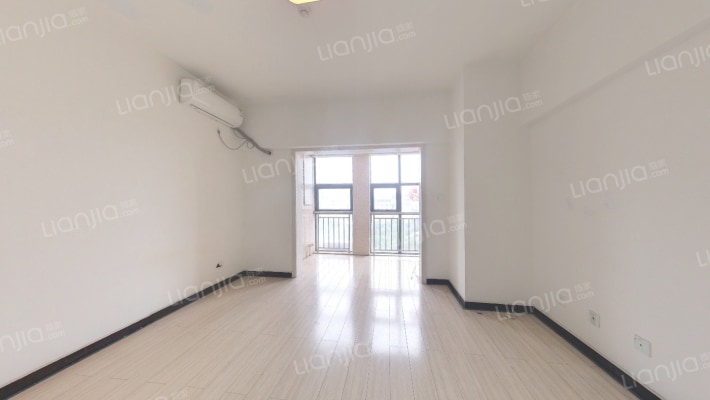 时代温泉公寓二手房实景图