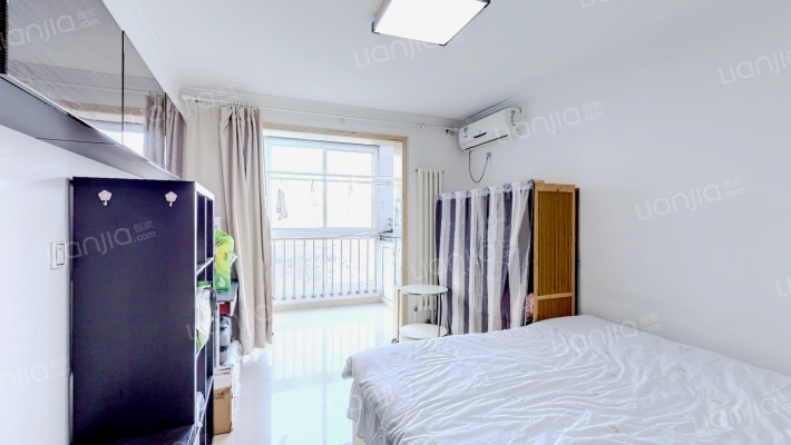 瑞丽江畔二手房实景图