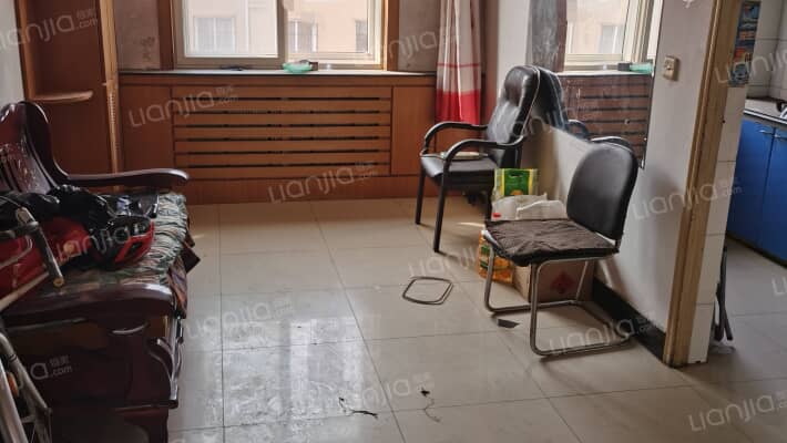 新铁佳园二手房实景图