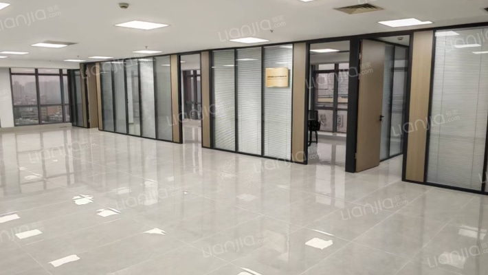 华宏国际中心二手房实景图