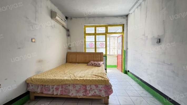 原棉麻家属院二手房实景图