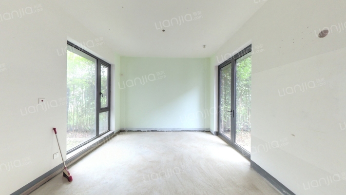 融创海越府二手房实景图