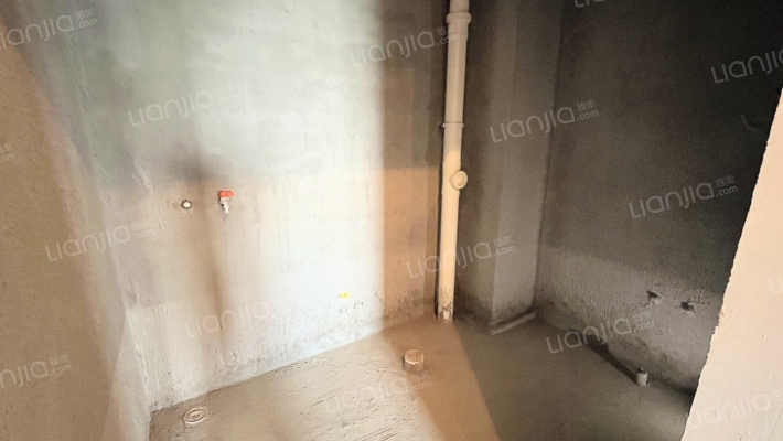 永济公园旁环境优美，大社区交通便利，出行方便-卫生间