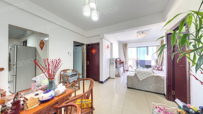 国福现代城蔷薇苑二手房实景图